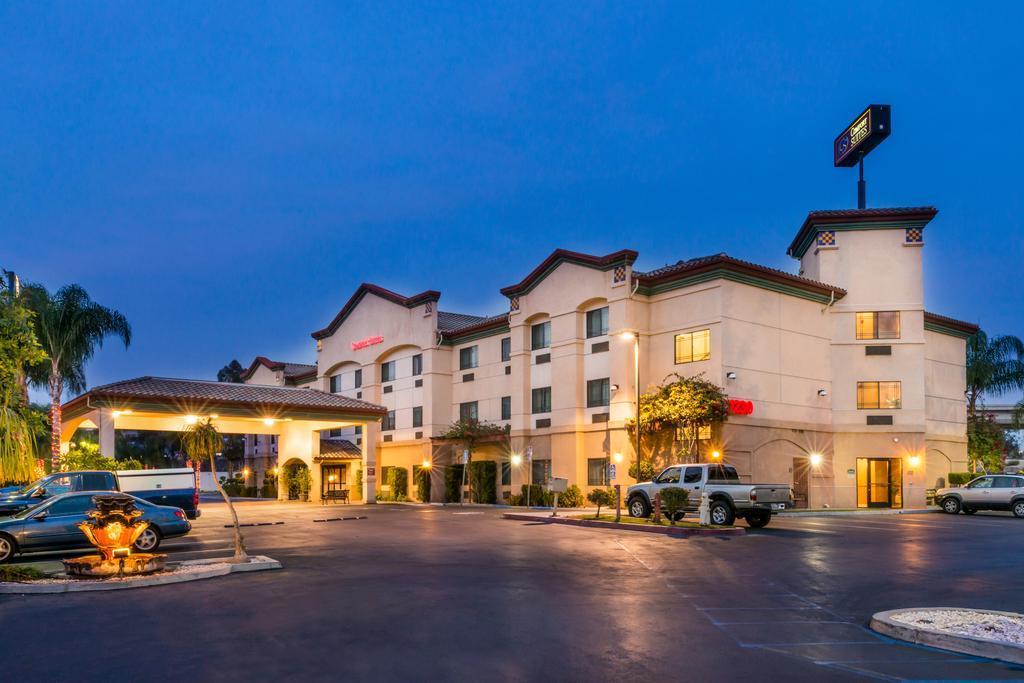 Citrus Suites Redlands Loma Linda Hotel Bagian luar foto